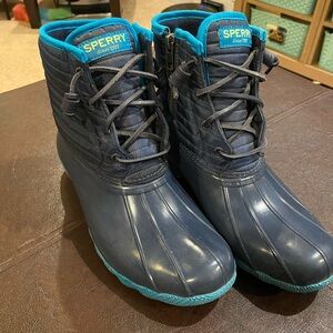 Women’s Sperry Duck Boots Dark Blue Size 8.5